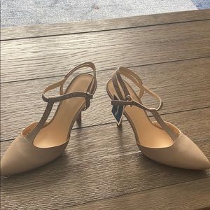 Nine west tan heels